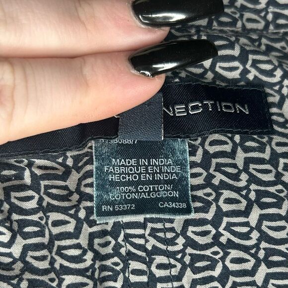 French Connection Black Long Sleeve Button Up Dress Shirt Size L Roll Tab - Picture 10 of 12